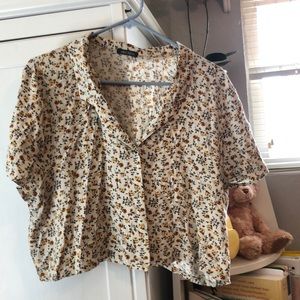 Vintage Floral Cropped Button up